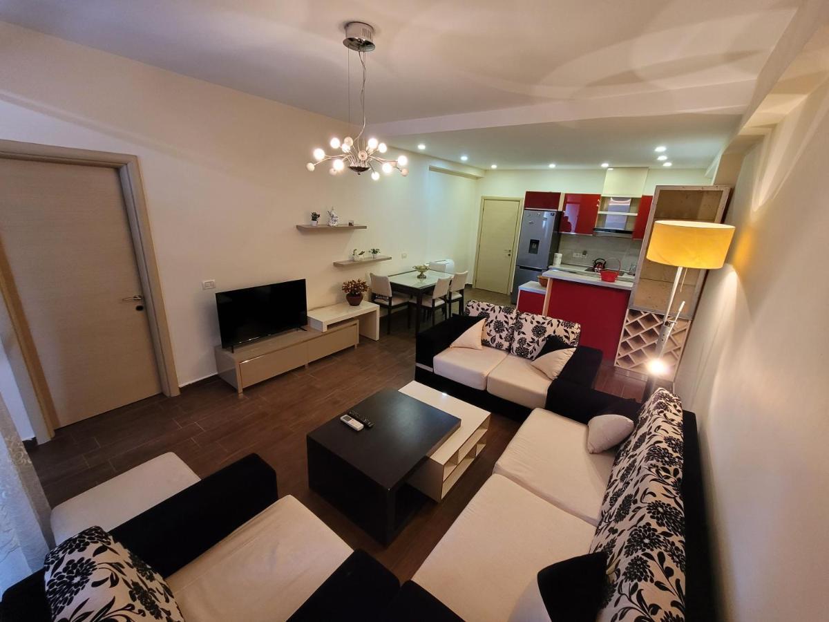 Spacious And Cozy Apartment Tiranë Eksteriør bilde